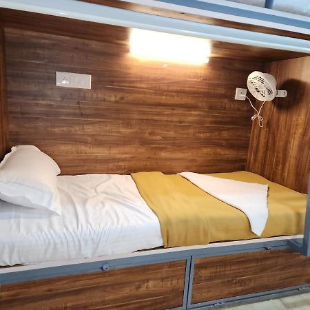 Sahil Ac Dormitory Navi Mumbai Eksteriør bilde
